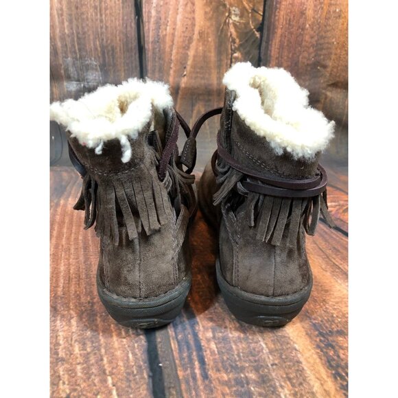 UGG Gaviota 5749 Brown Suede Fringe Boots Womens 7 / 38 (P5e) - Picture 8 of 11